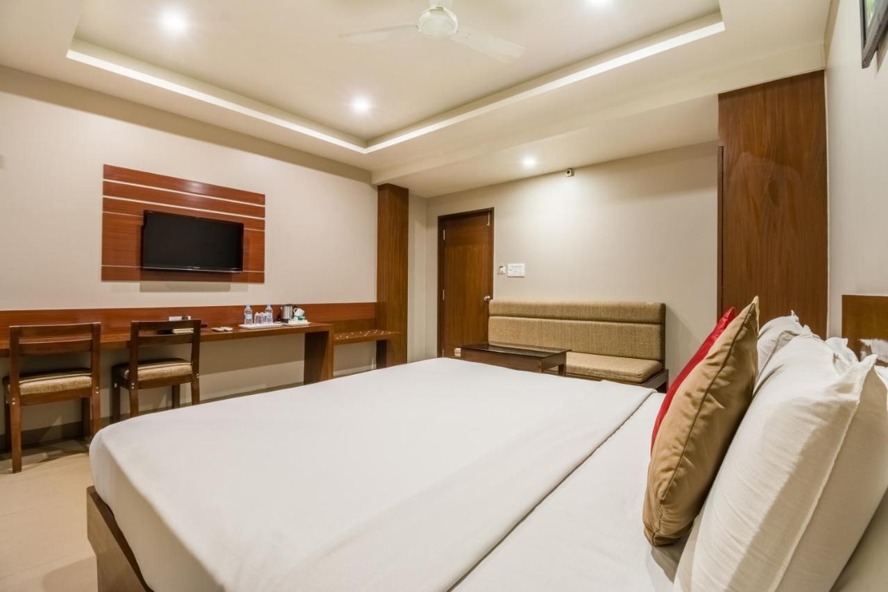 Five Elements Hotel Visakhapatnam Exterior foto